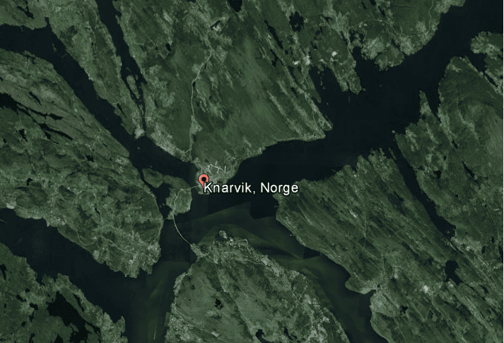 Veibanen full av laksefileter