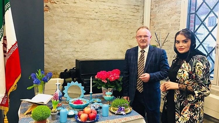 VG: Bahareh Letnes ville bli assistenten til Sandberg