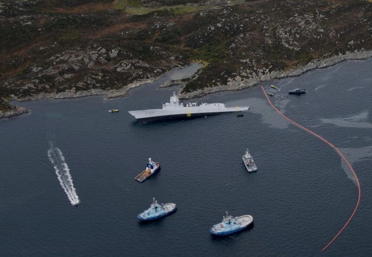 Fregatt-ulykken: Forsvarsdepartementet avviser erstatningskrav fra Blom Fiskeoppdrett