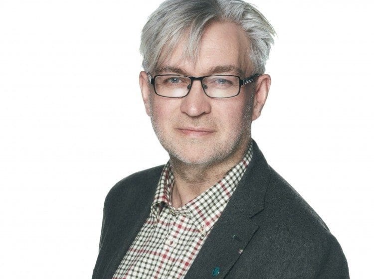 Venstre med kraftig kritikk av Senterpartiet: – Vil Sp åpne for storinnrykk av utenlandske eiere i norsk oppdrettsnæring?