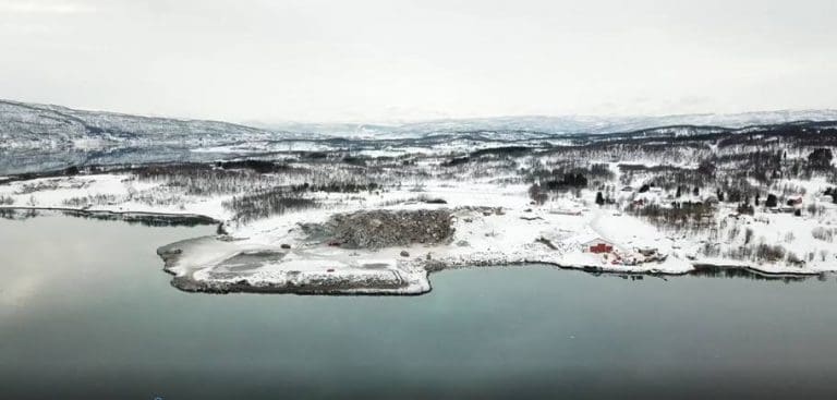 I august starter grunnarbeidet for SalMars nye gigantfabrikk på Senja