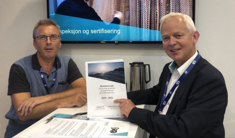 Osland Havbruk og Selstad fornyer samarbeidet – signerer treårsavtale for oppdrettsutstyr