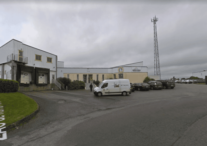 Nå kommer de første jobbkuttene i Mowi – stenger fransk foredlingsfabrikk