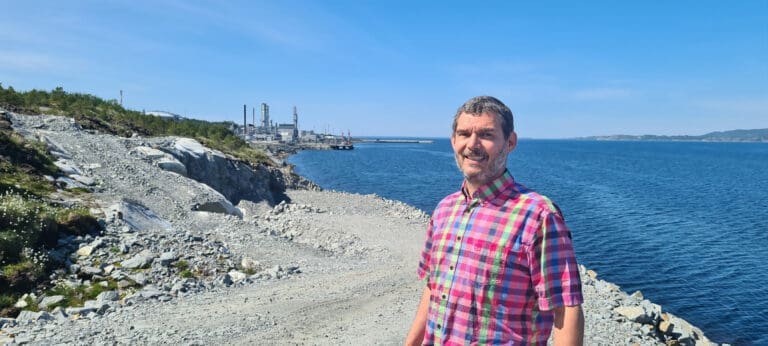 Salfjord sikret seg konsesjon for 36.500 tonn laks. Nå starter pengejakten