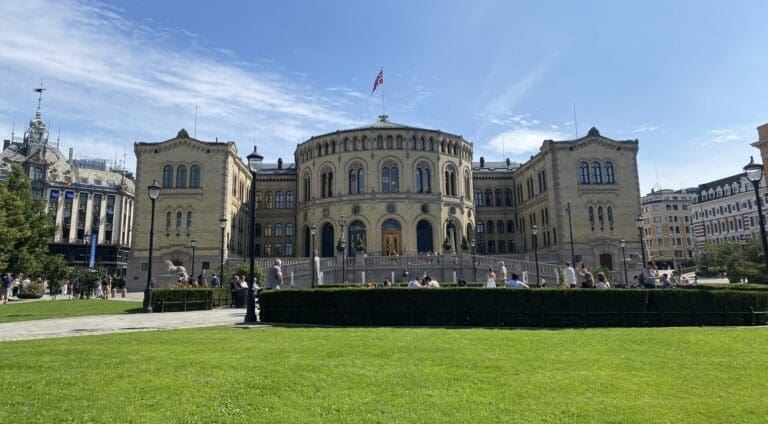 Høyre i harnisk: – En sånn arroganse overfor folkestyret vårt er helt uakseptabelt