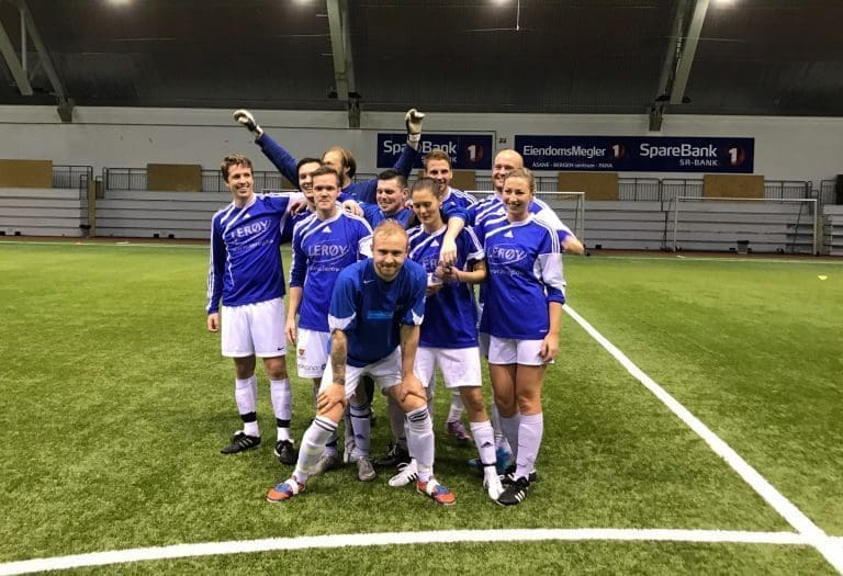 Nådeløst oppgjør i Vestlandshallen