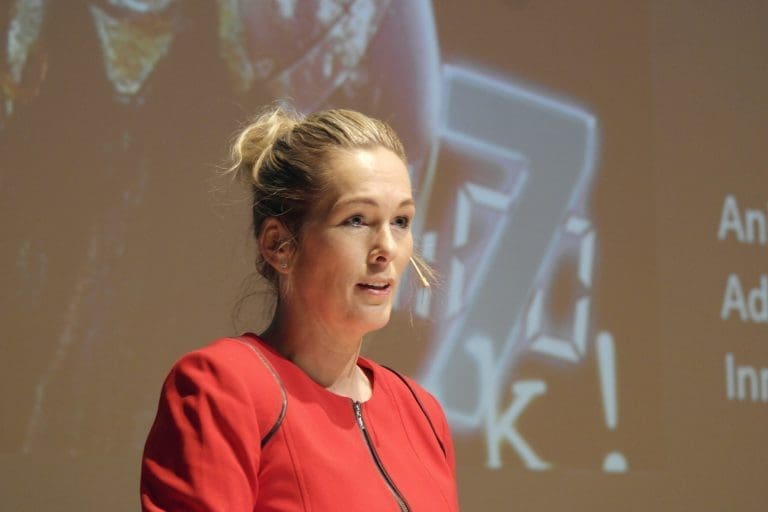 – Her ligger det gigamye penger