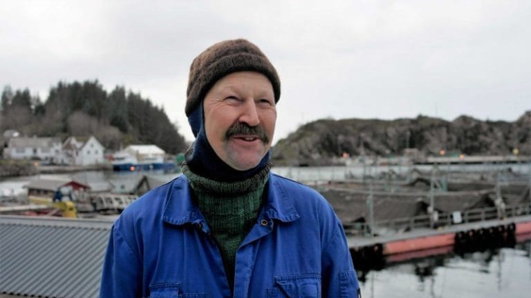 Han tar livet av 40.000 fisk – hver dag