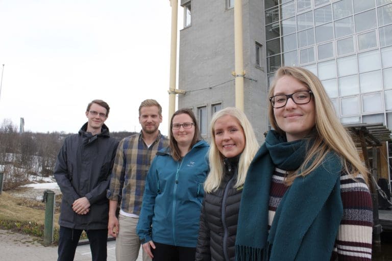 I dette kullet har hver tredje student fått jobb et halvt år før de er ferdige