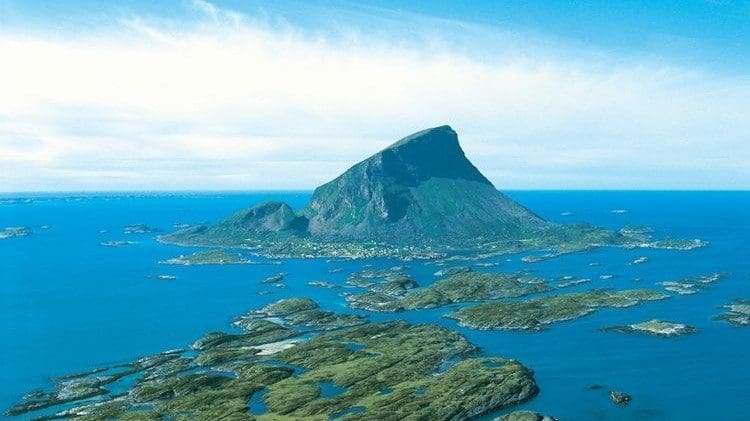 Det nystartede selskapet trengte folk. Da rant søknadene inn