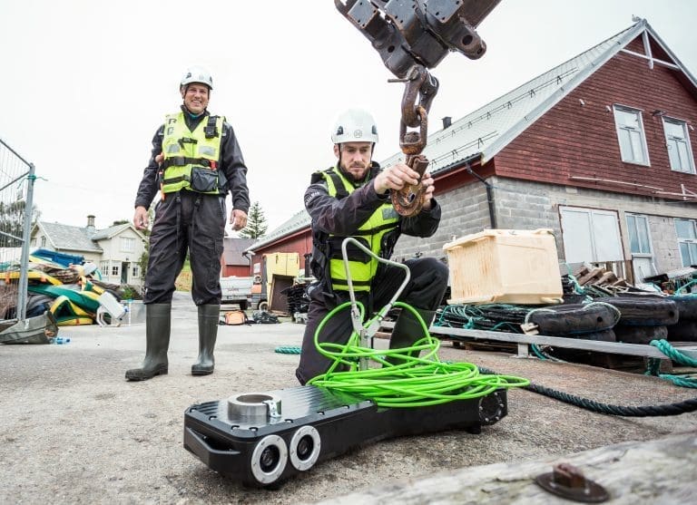 Dette måleverktøyet gir overblikk over biomassen i merden: –  I 2025 skal vi ha 1.000 enheter i drift