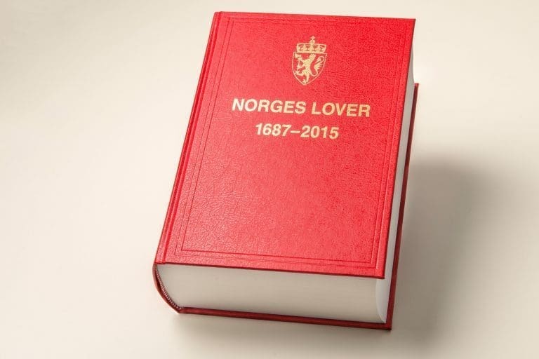 Smoltselskap anker dom