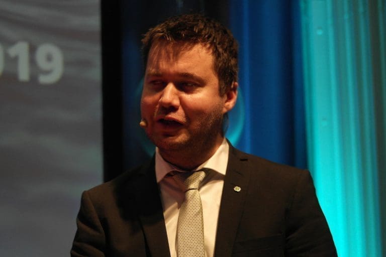 Pollestad varsler store endringer i lakseskatten: – Klinkende klart at det er den rette prisen som skal gjelde