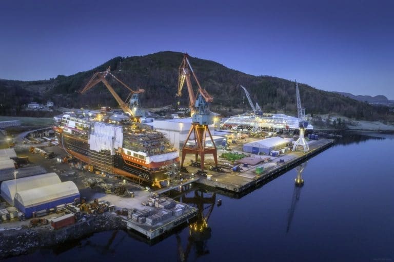 En person omkom i arbeidsulykke ved Kleven verft