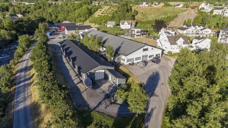 – Dette er første året vi klekker selv siden midten av 90-tallet