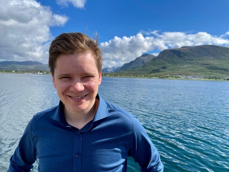 Andfjord Salmon tømmer bassenget: – Det er rundt tre kilo i slaktevekt