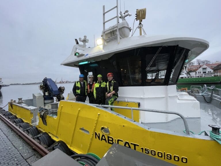 “Maya” dro lekteren i ti timer og bistod i hevingen av «Bore Cat»