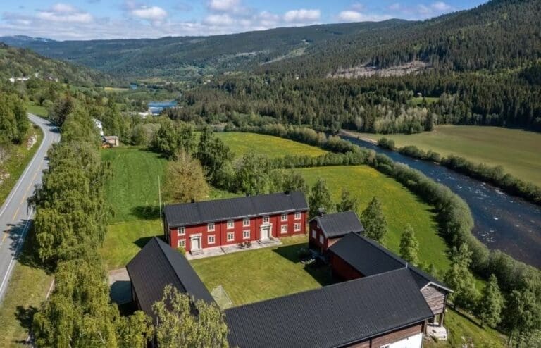 Vegard Heggem har solgt Aunan lodge. Han fikk 15,8 mill. for familiegården