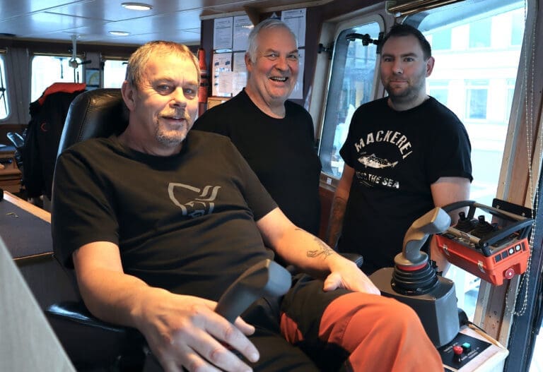 Skipperen har seilt med «Korsholmen» for tre ulike rederier
