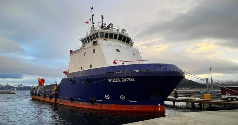 Eks-fiskere repeterer suksessoppskrift: Klargjør “Admiralen” til lusekamp for Lerøy