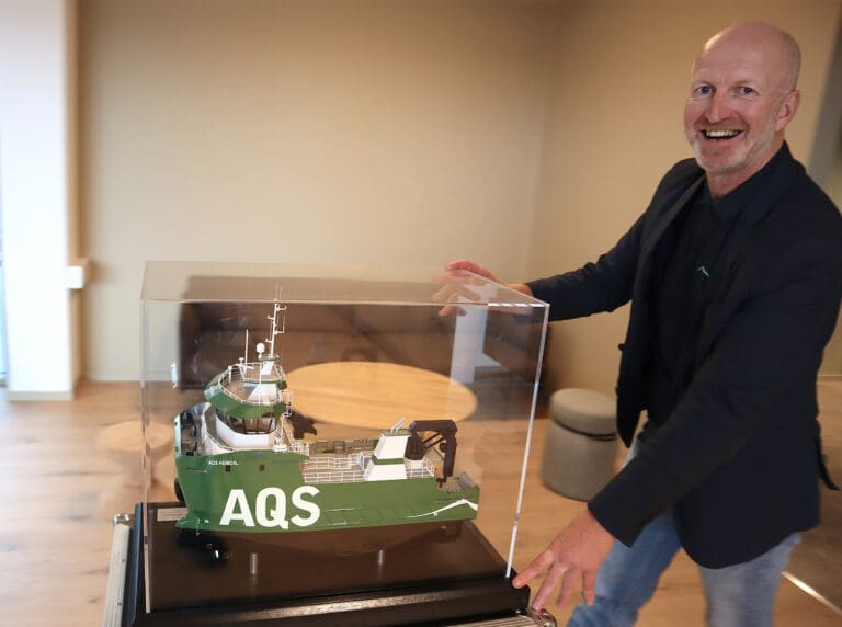 Holder fast på at aluminium er det beste på servicekatamaraner