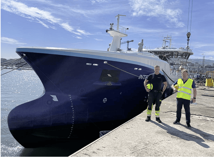 Intership tar levering av batterihybrid brønnbåt
