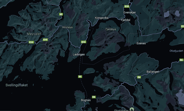 Storlaks på rømmen i Lødingen