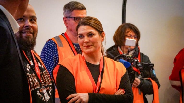 Næringsministeren var på tre ukers ferie på rivieraen mens Norge forhandlet USA-toll