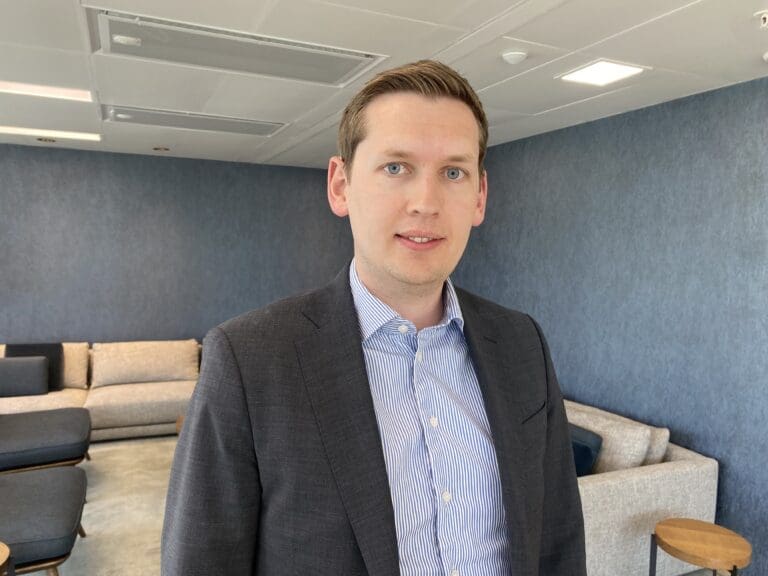 Høvler ned estimater etter valuta-skrell