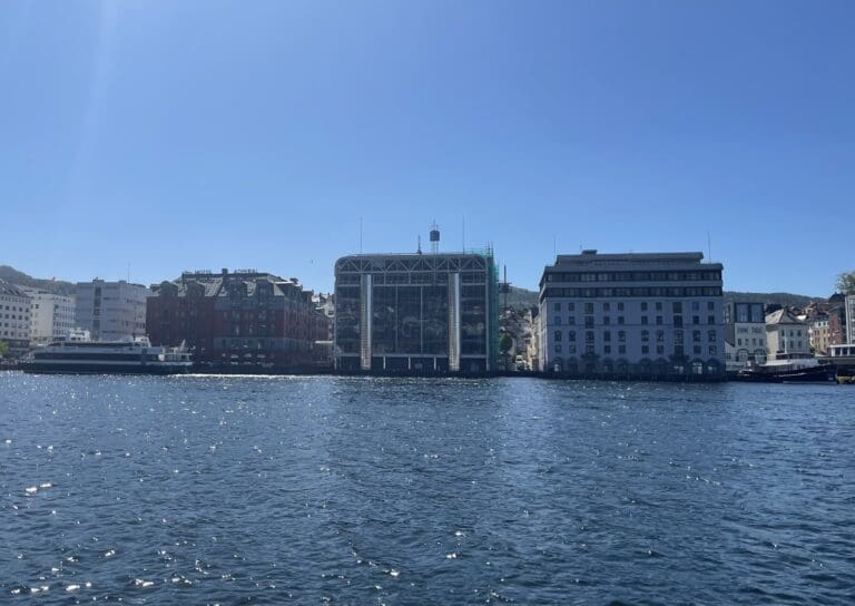 Grieg varsler omfattende nedbemanning ved hovedkontoret i Bergen