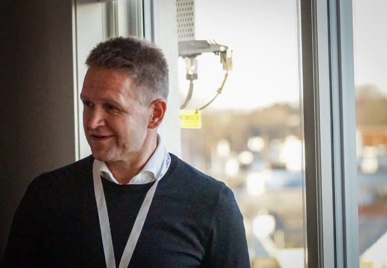 Utror etterlyser ærlig tidslinje for havbruk til havs: – Det er kritisk